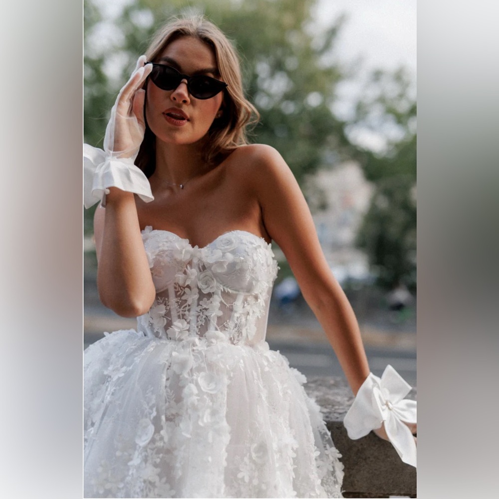 Strapless White Floral Appliqué Wedding Dress - Picture 7 of 9